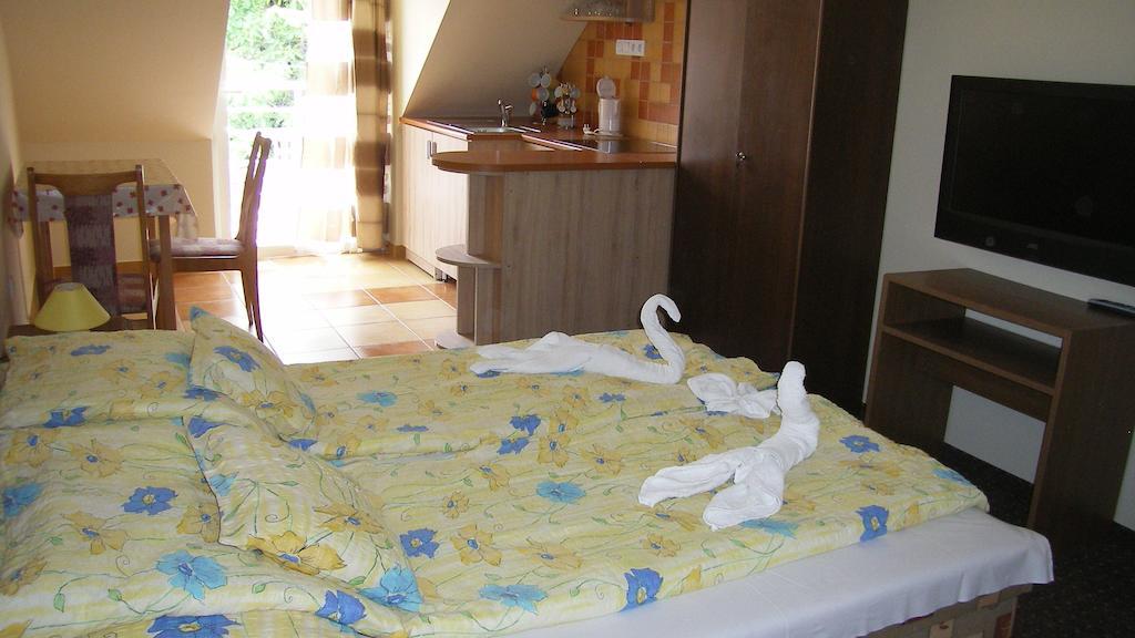 Palma Apartmanhaz Harkány חדר תמונה